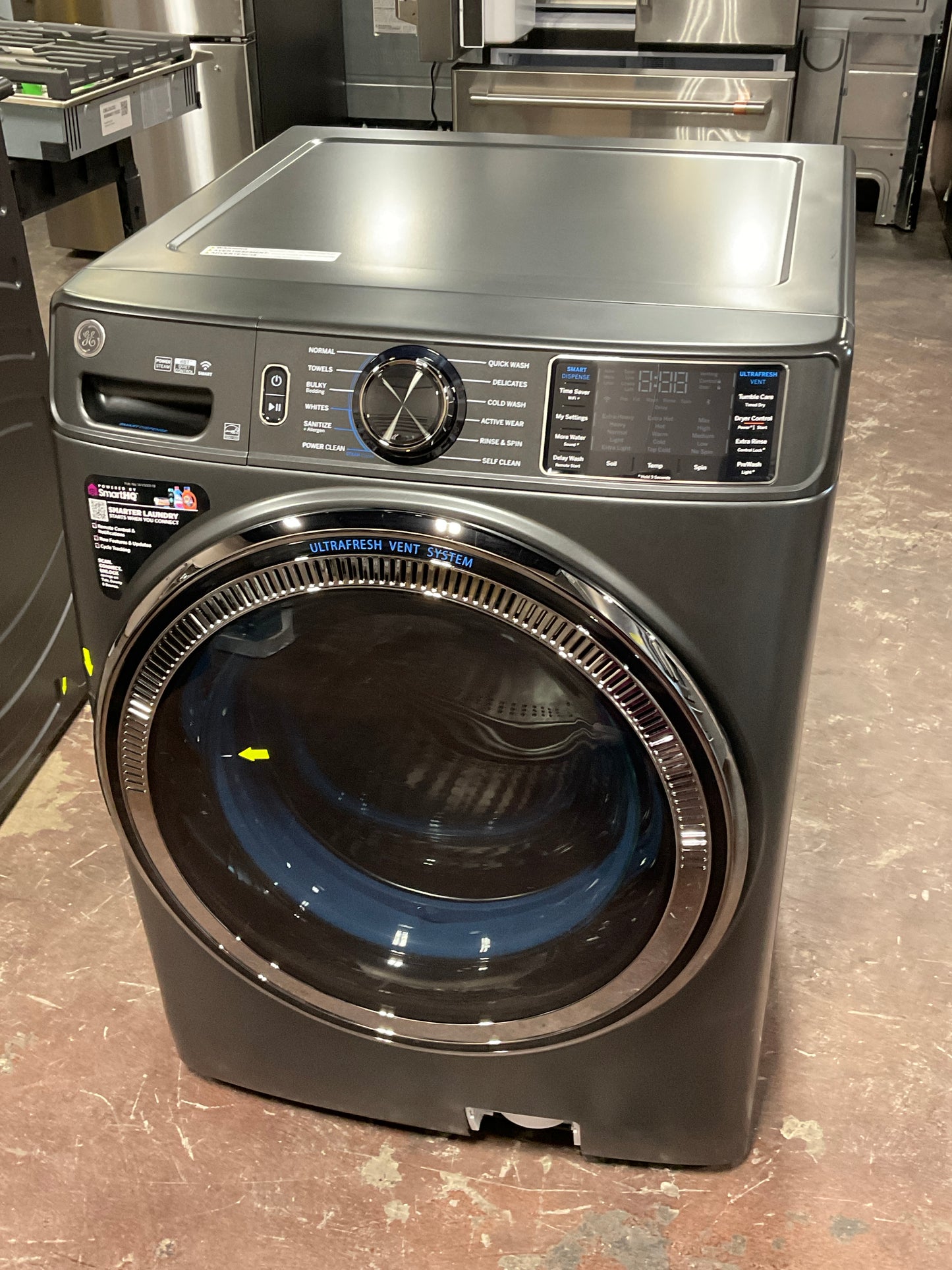 Front view, door closed