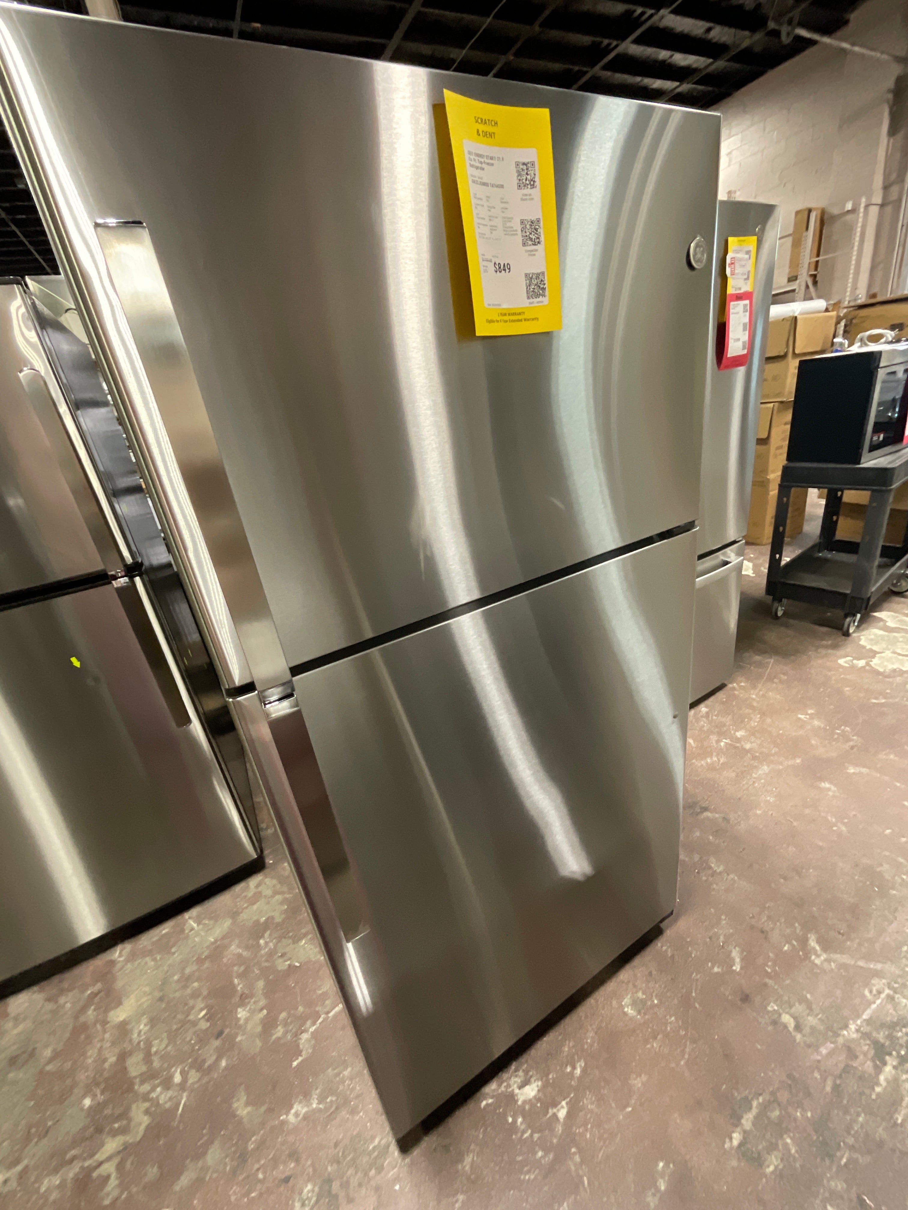 Front view, door closed