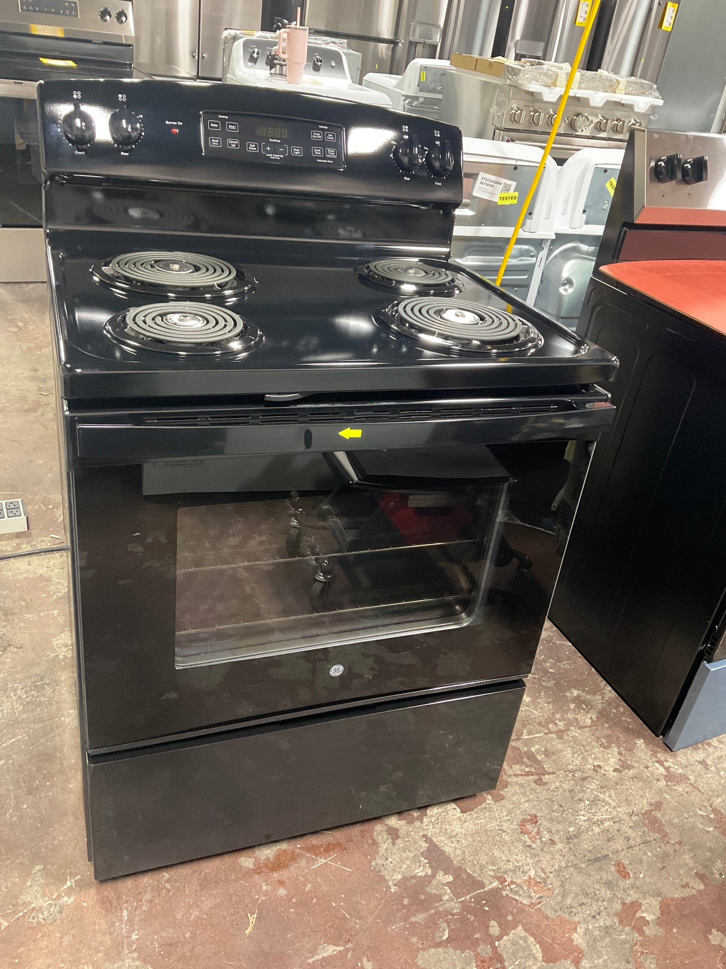 Front view, oven-door closed