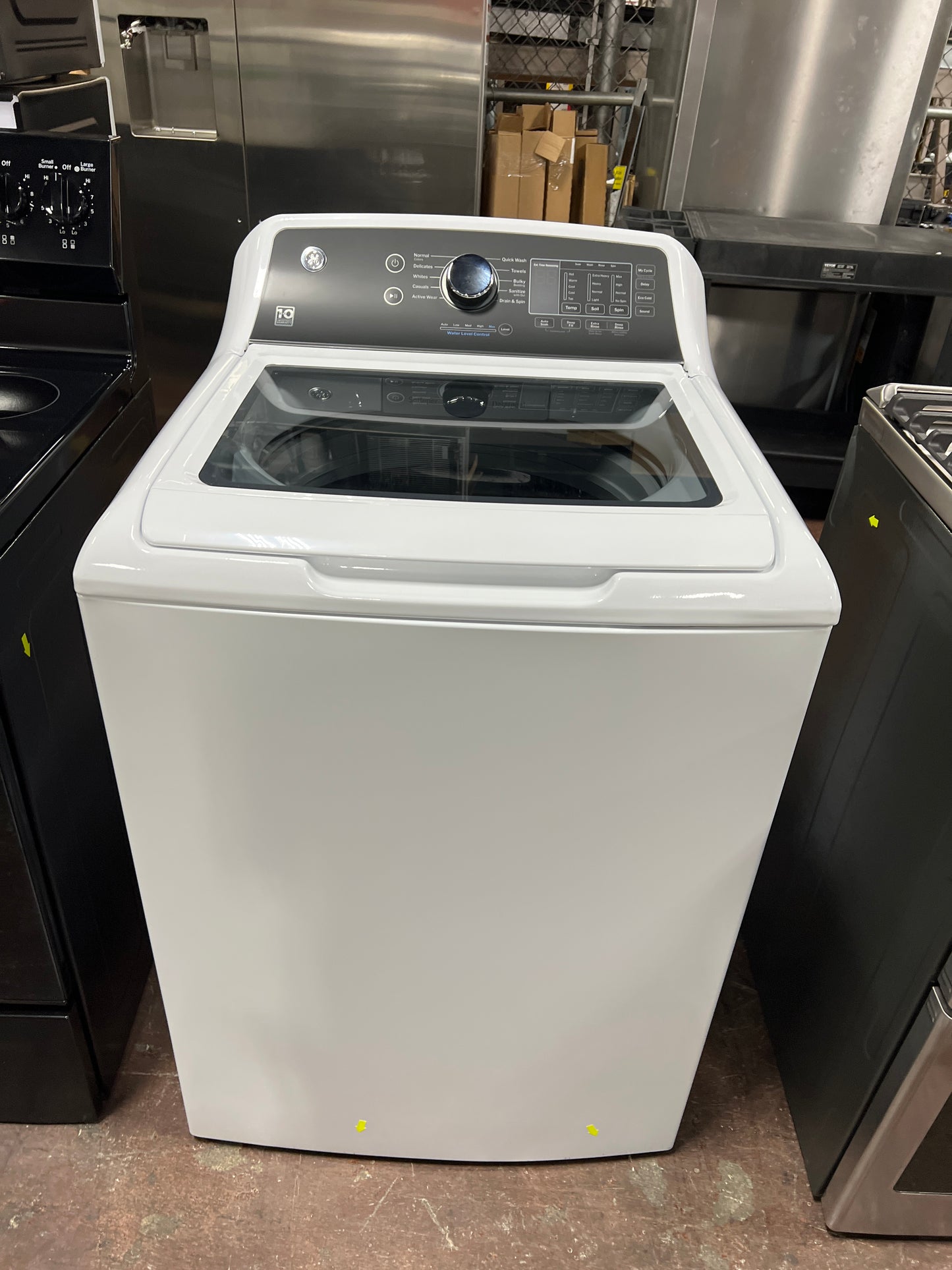 Front view, door closed