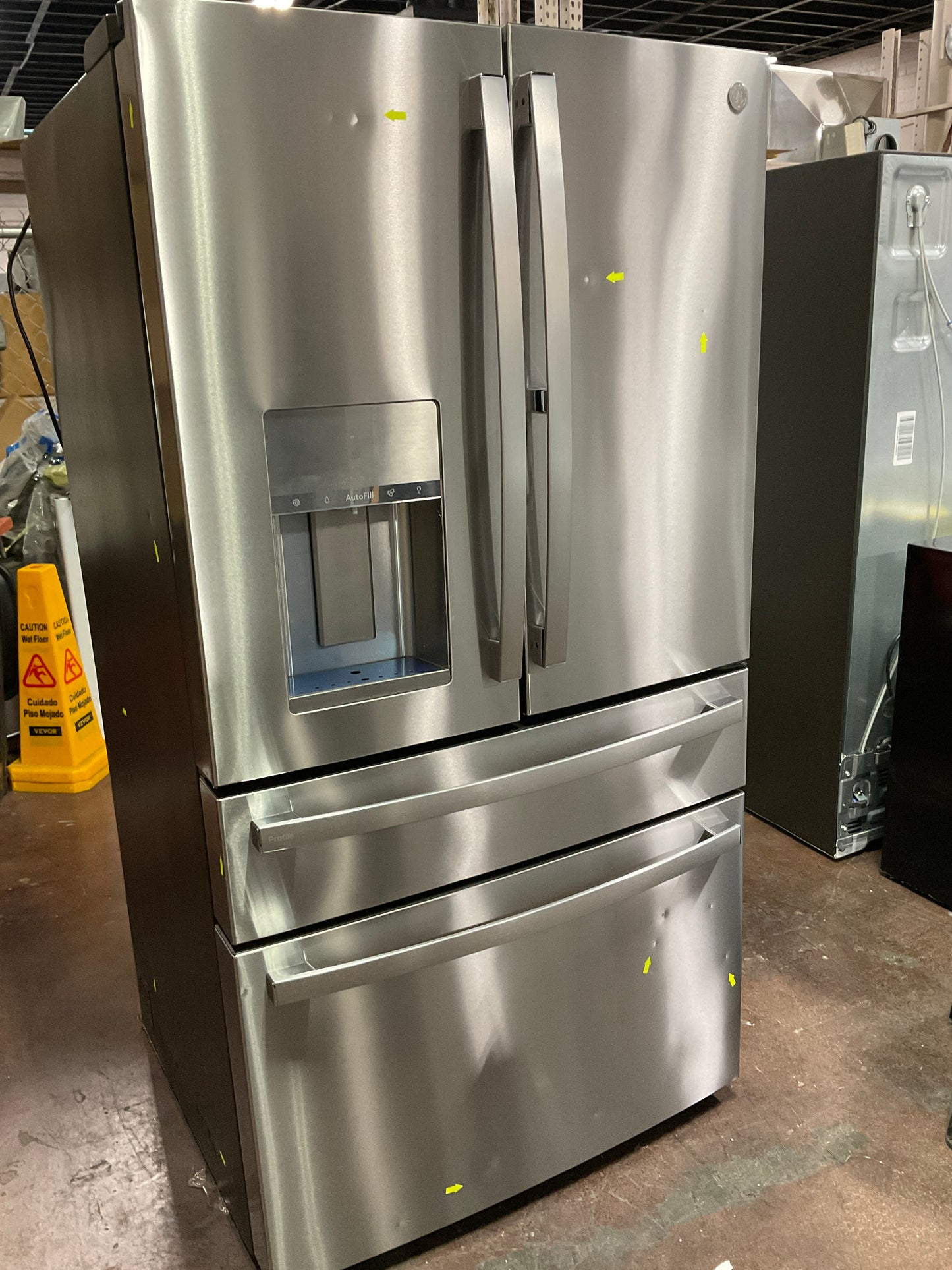 Front view, door closed