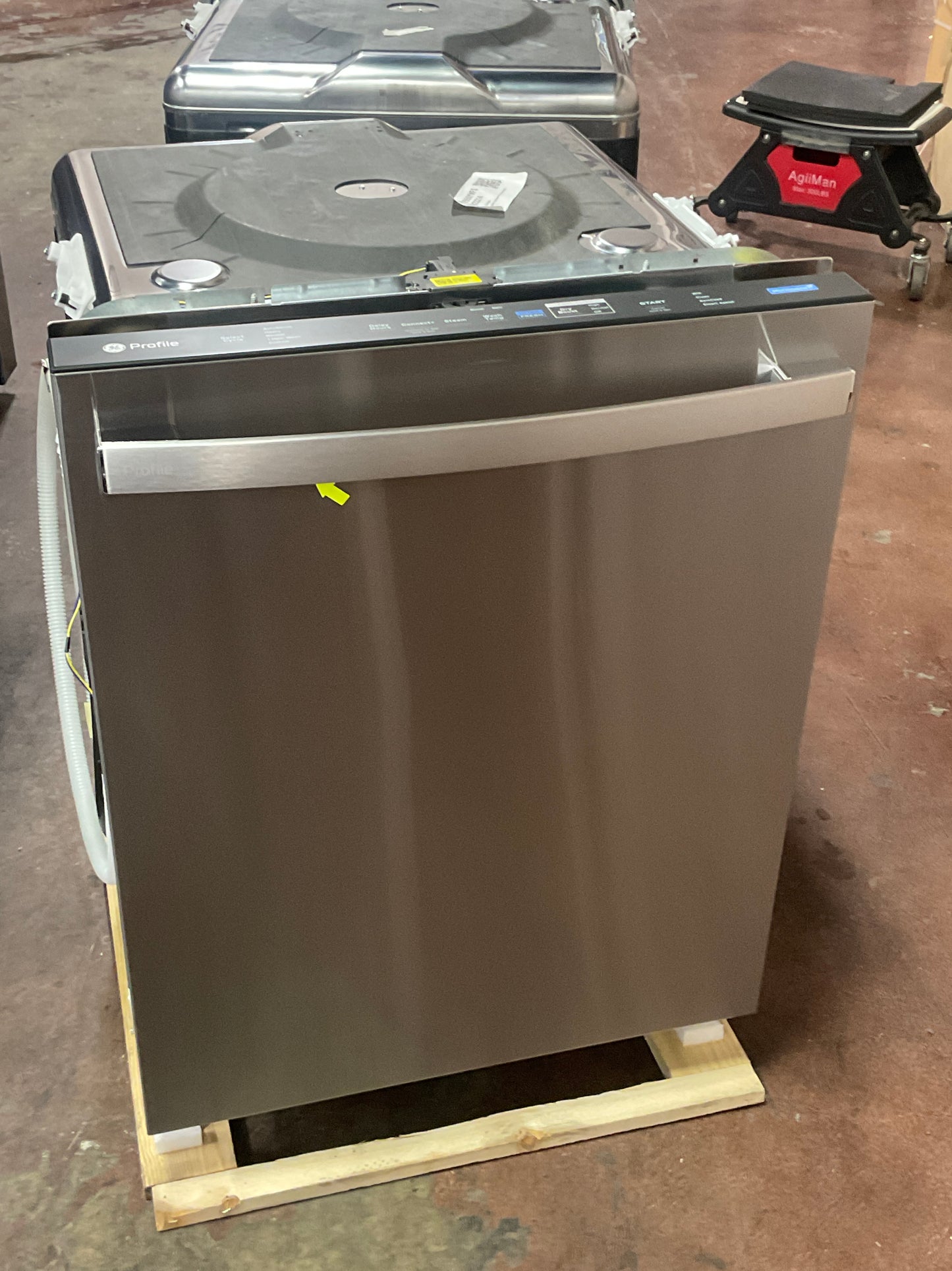 Front view, doors closed