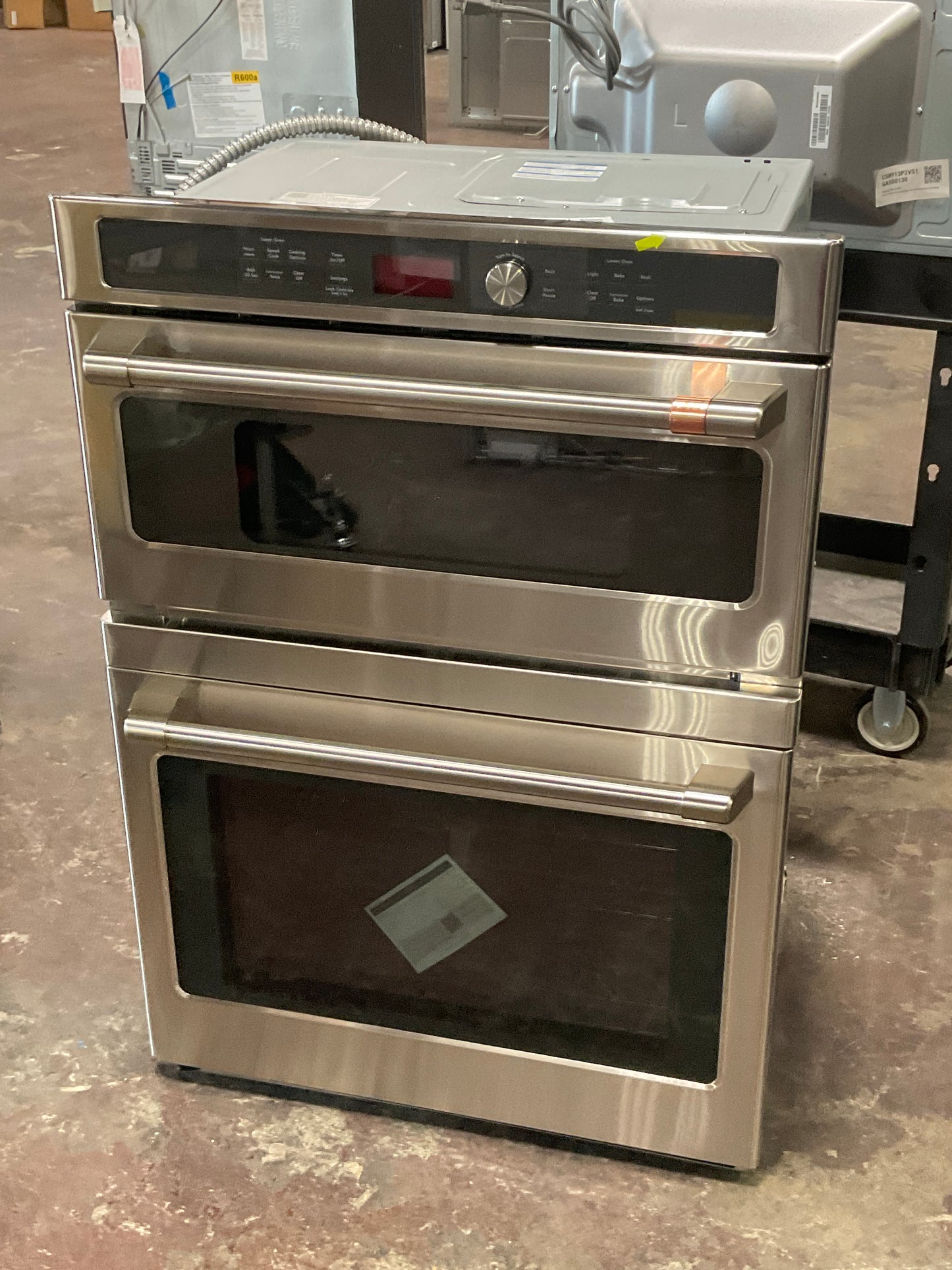 Front view, door closed