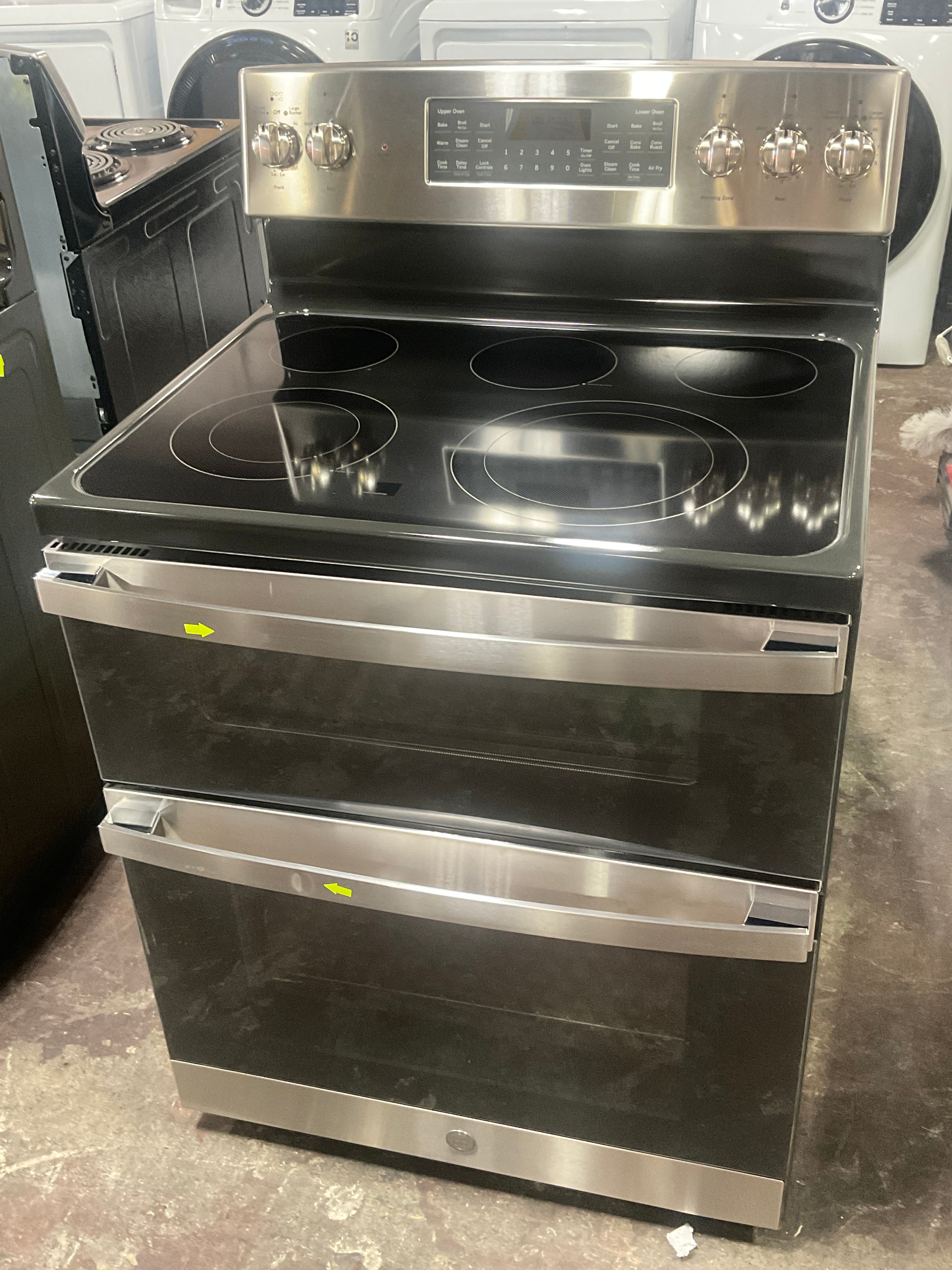 Front view, oven-door closed