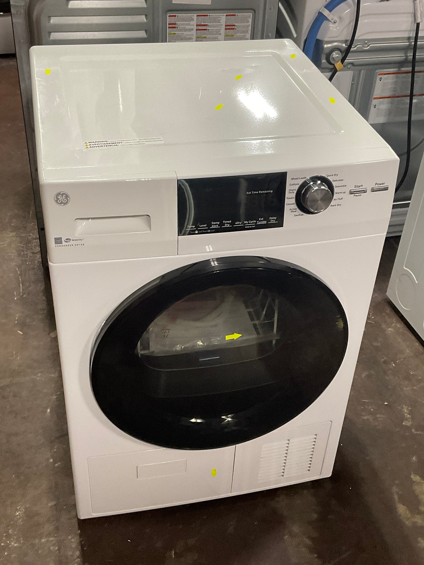 Front view, door closed