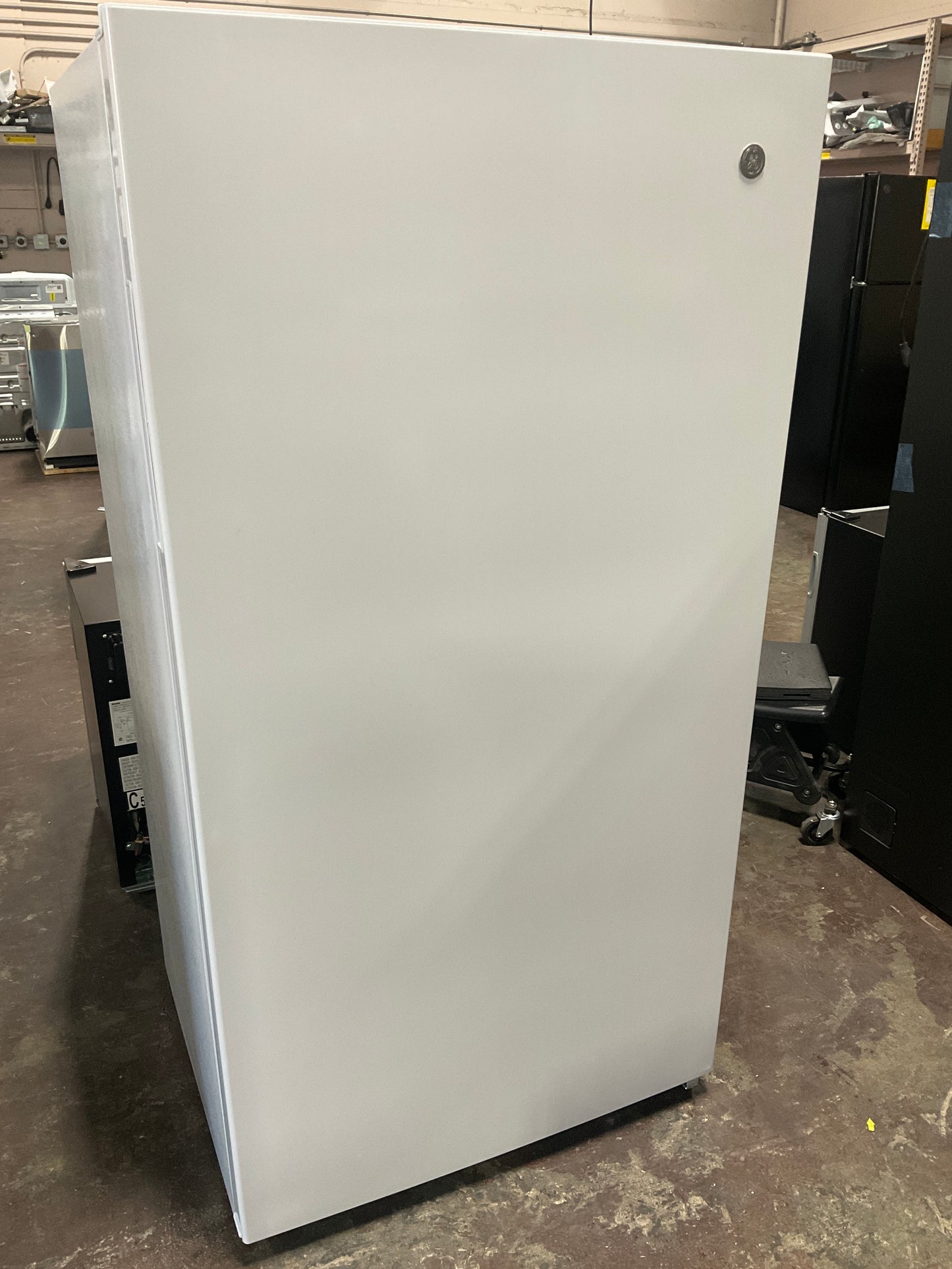 Front view, door closed