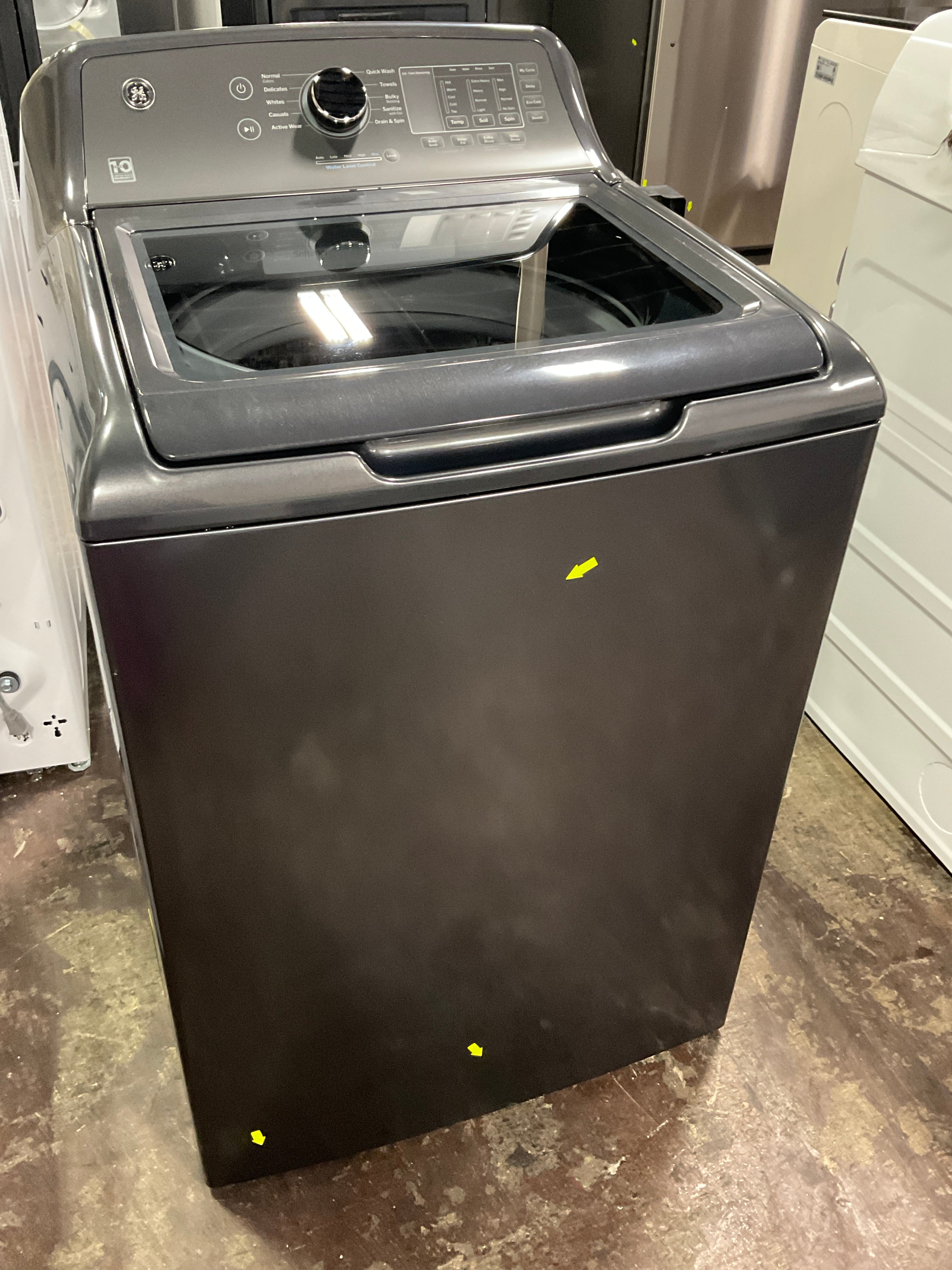 Front view, door closed