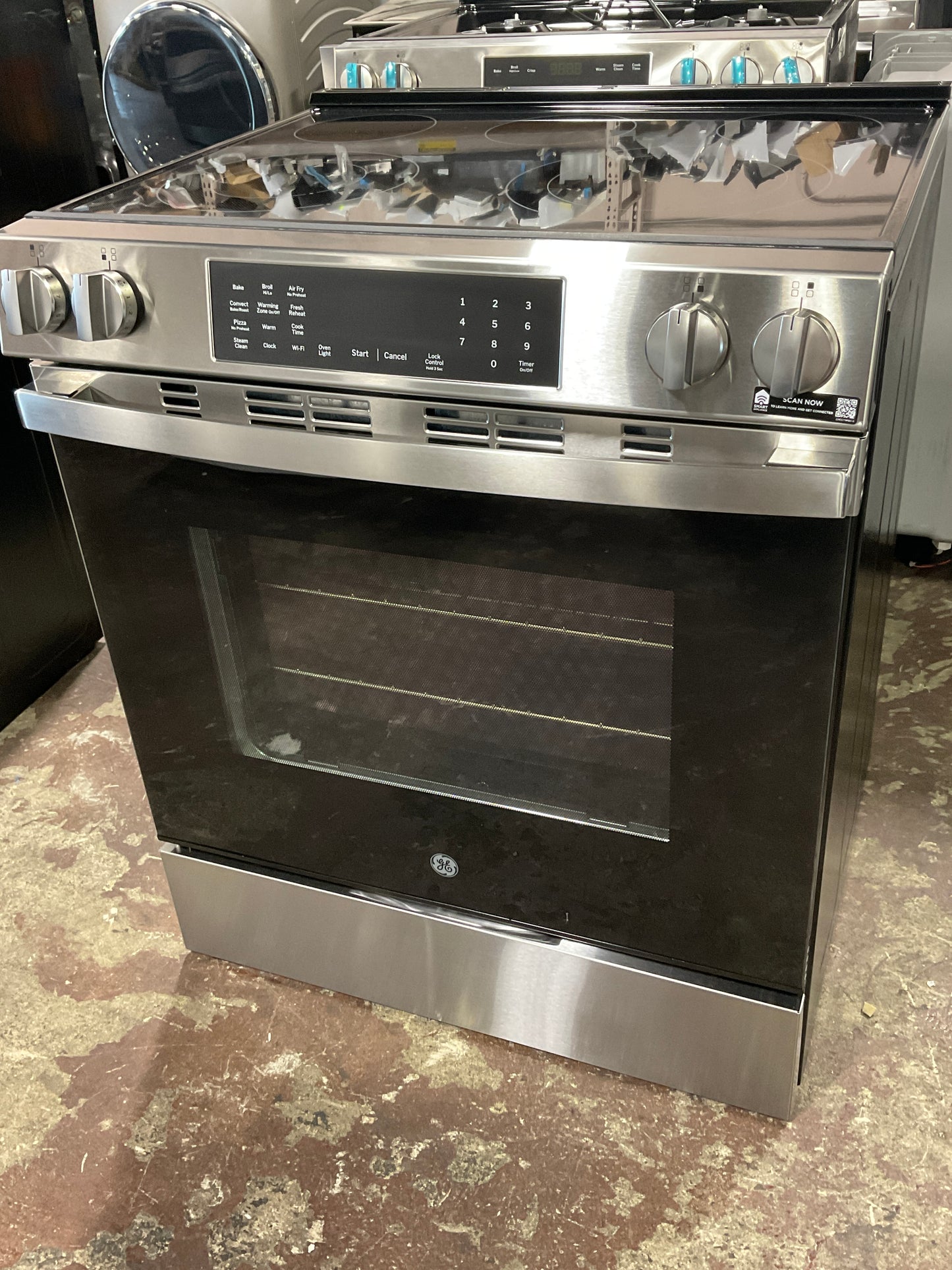 Front view, oven-door closed