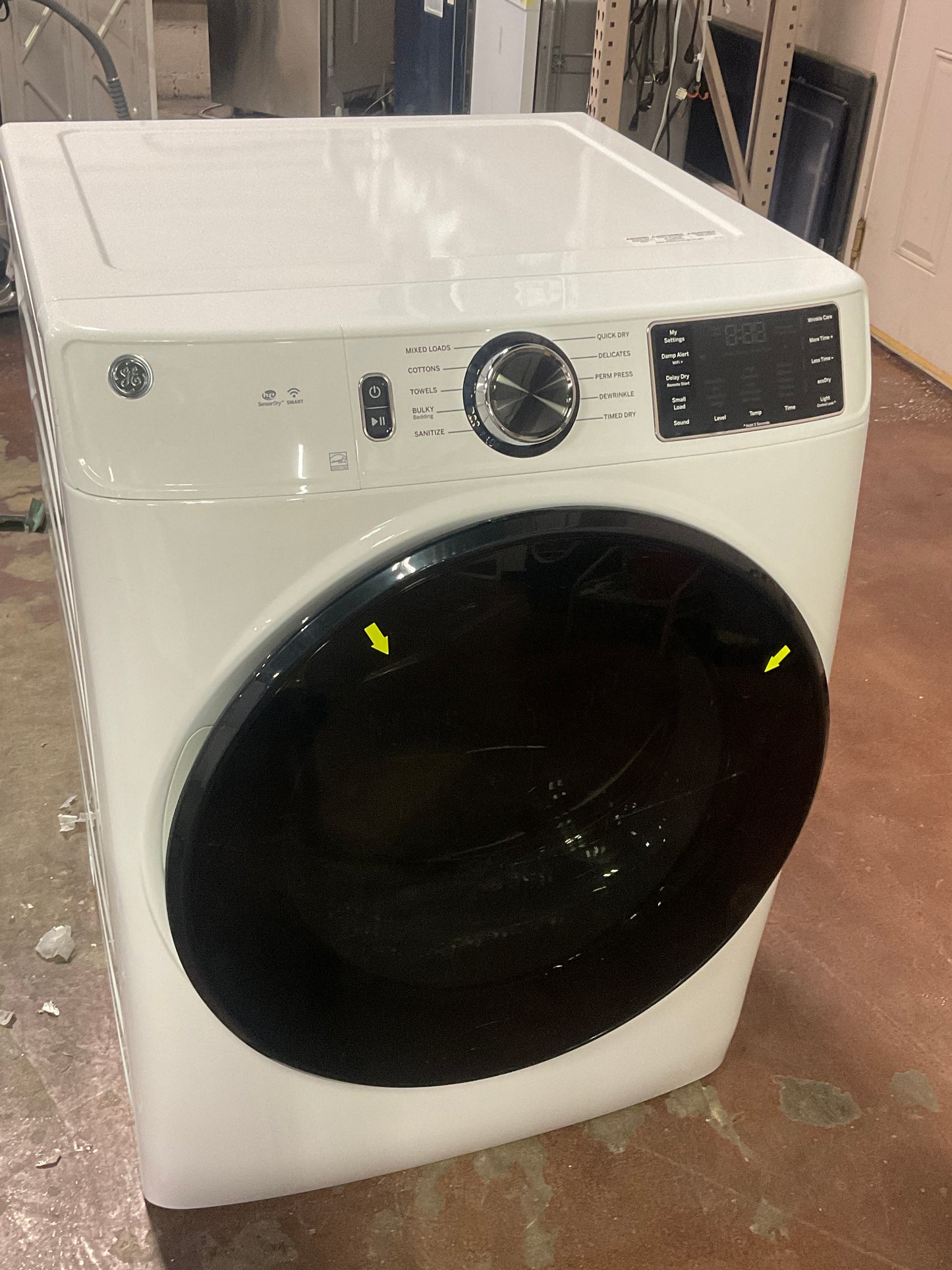 Front view, door closed