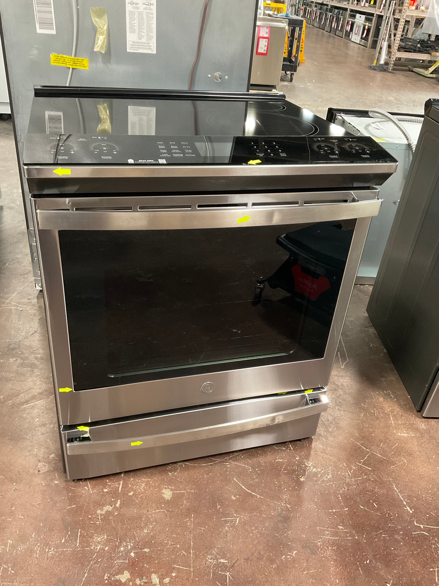 Front view, oven-door closed