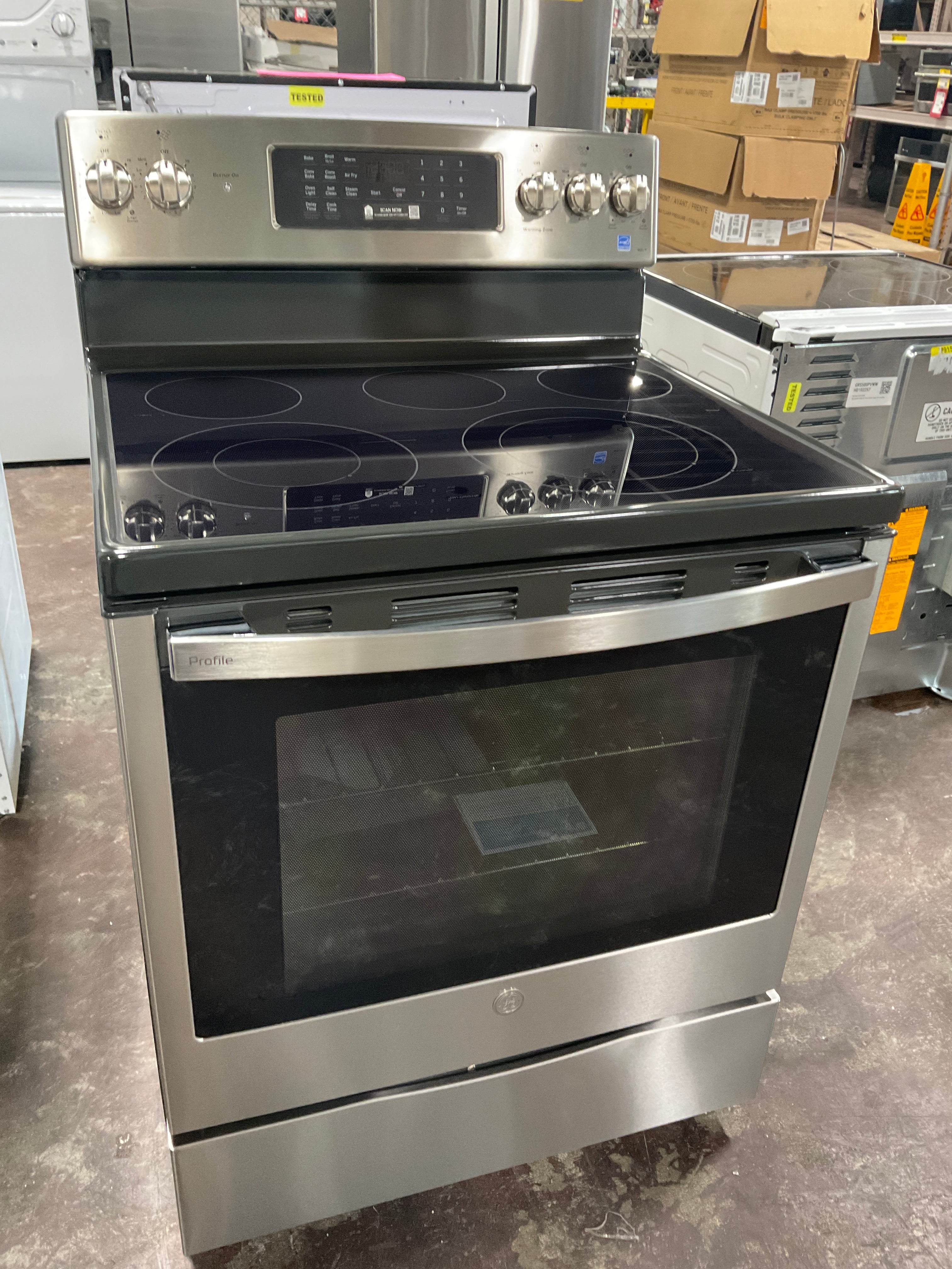 Front view, oven-door closed